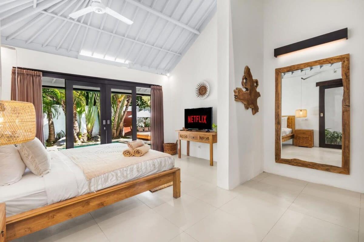 Villa New York - 4 Bdr Pool Luxury Villa, Next To The Forge Bali Seminyak  Exterior photo