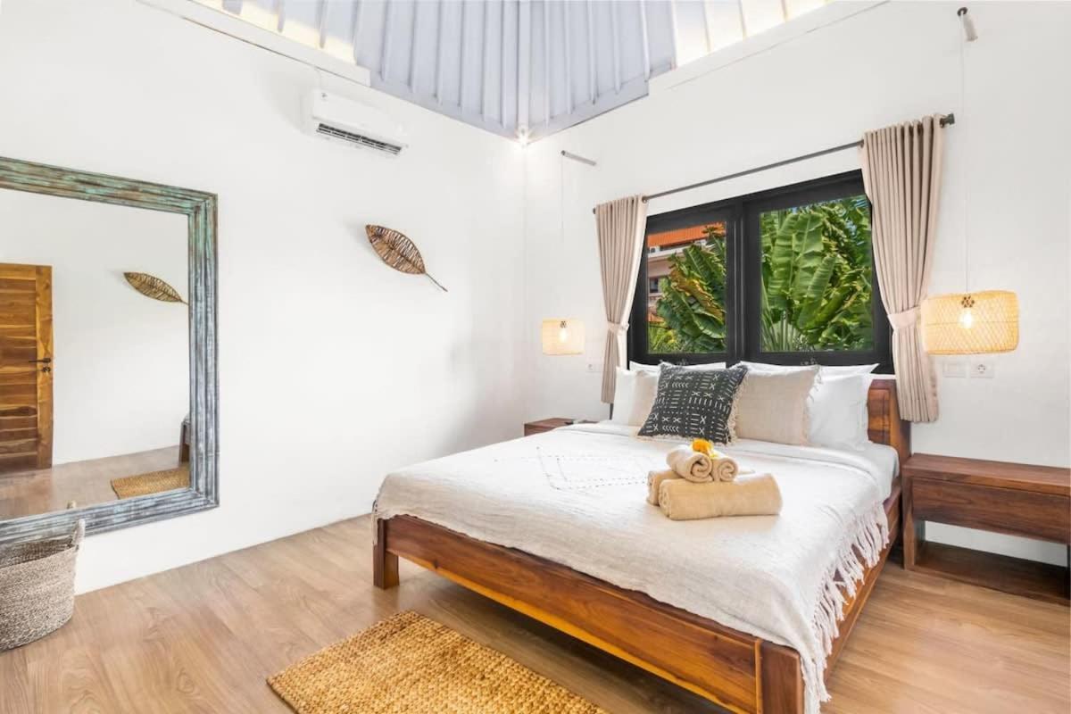 Villa New York - 4 Bdr Pool Luxury Villa, Next To The Forge Bali Seminyak  Exterior photo
